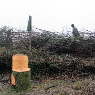 Omnibus | Poupry, le seuil du cimetière